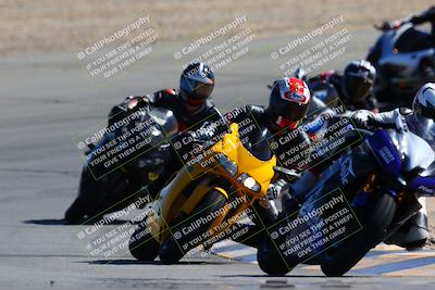 media/Mar-12-2022-SoCal Trackdays (Sat) [[152081554b]]/Turn 10 (130pm)/